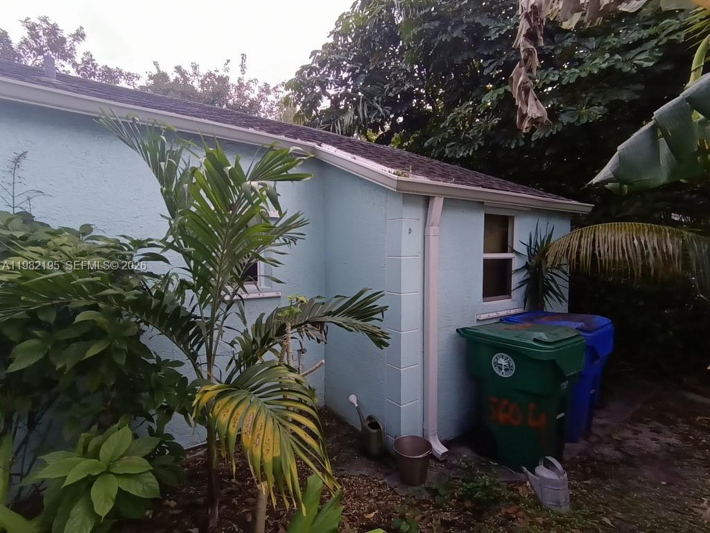 294 NE 57th St Miami, FL 33137