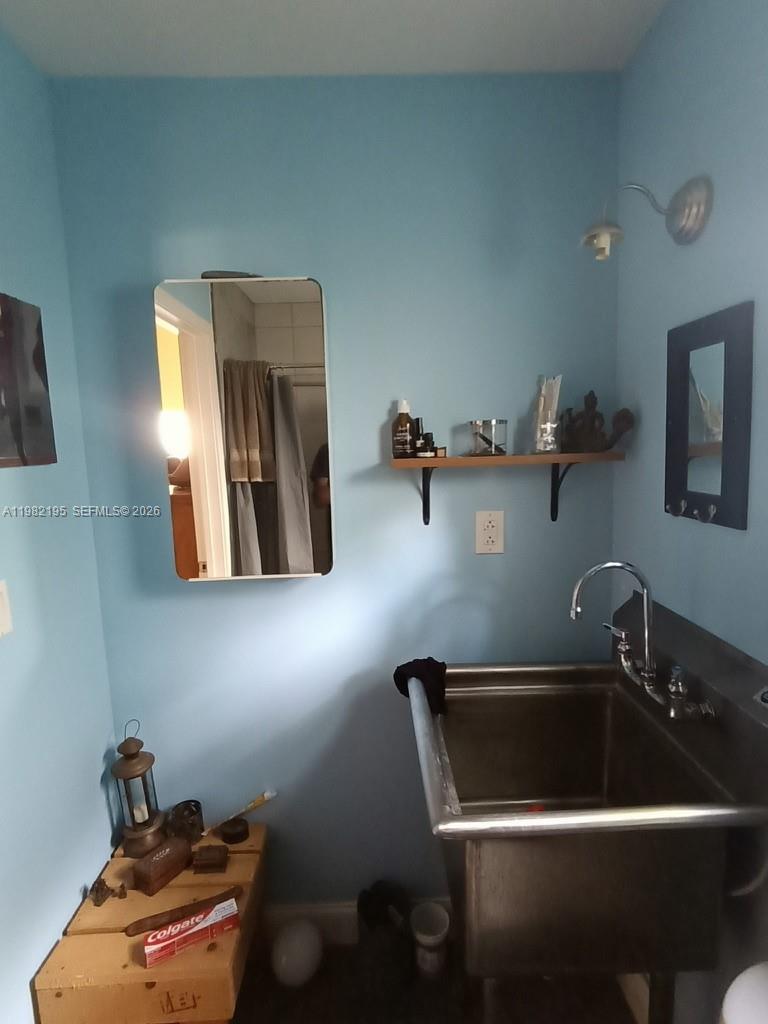 294 NE 57th St Miami, FL 33137