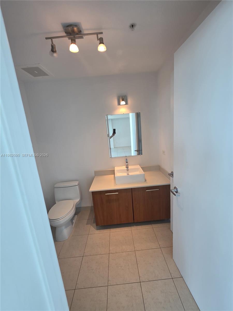 image 4 Midtown10