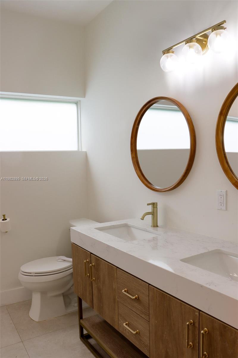 5830 SW 51st Ter Miami, FL 33155