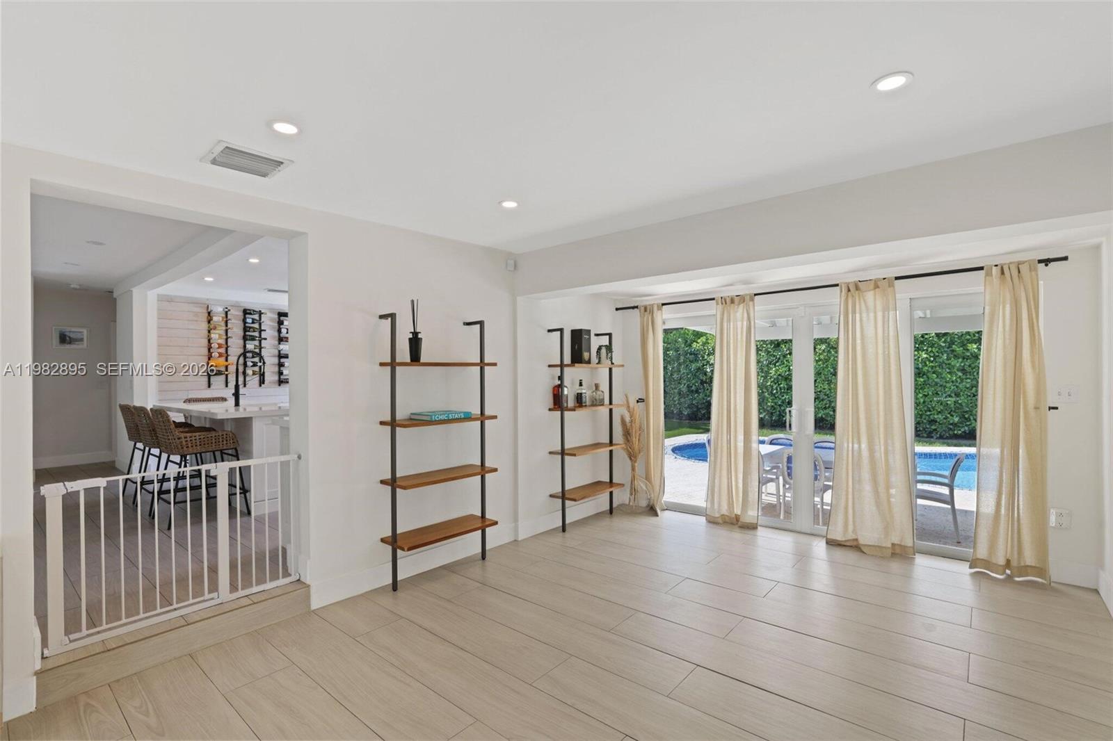 5830 SW 51st Ter Miami, FL 33155