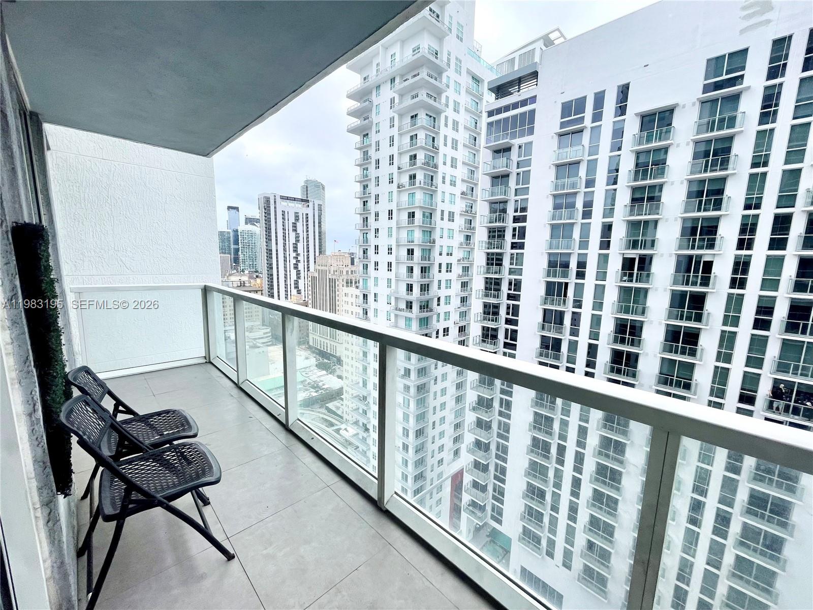 image Vizcayne South2