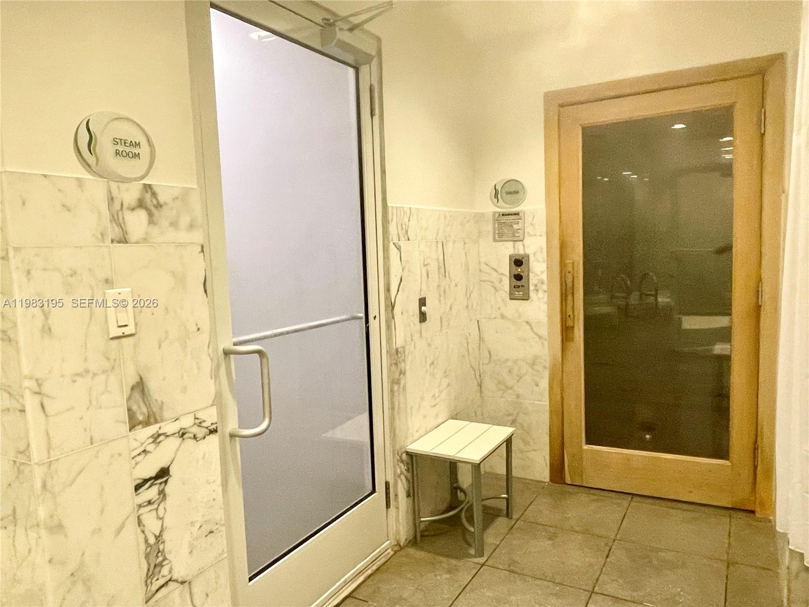 image Vizcayne South55