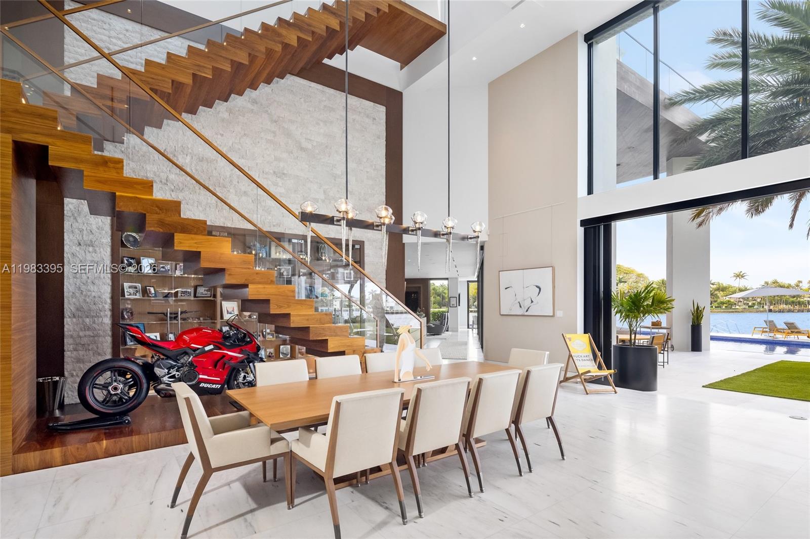 84 Isla Bahia Dr Fort Lauderdale, FL 33316