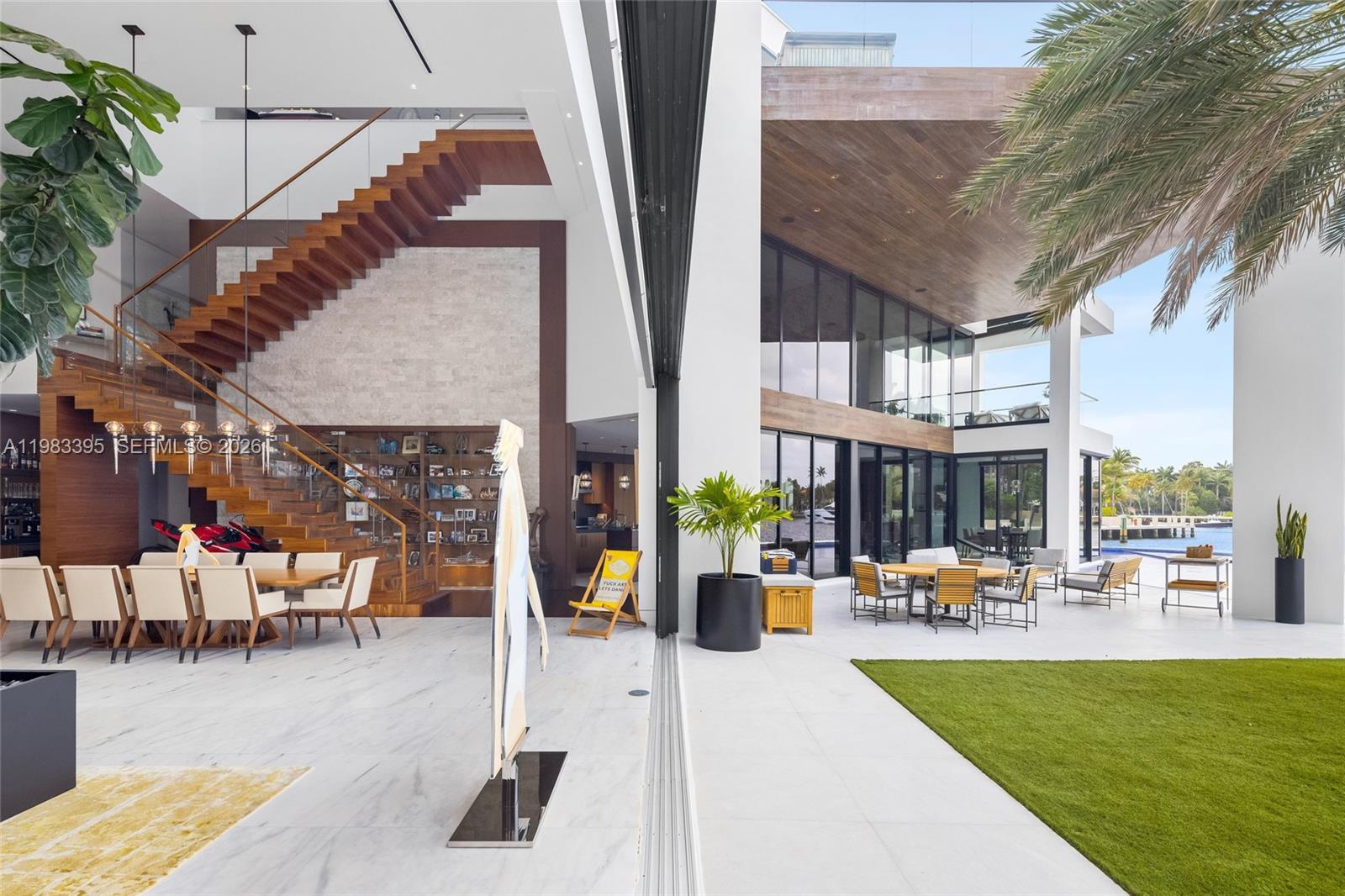 84 Isla Bahia Dr Fort Lauderdale, FL 33316