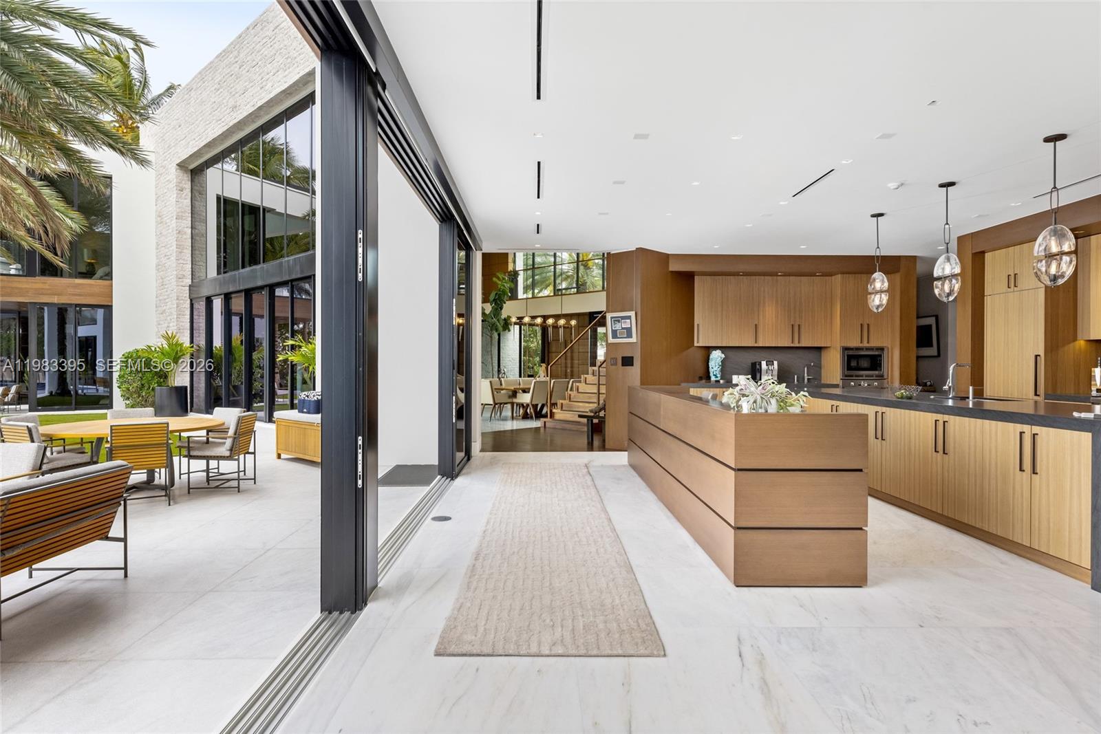 84 Isla Bahia Dr Fort Lauderdale, FL 33316