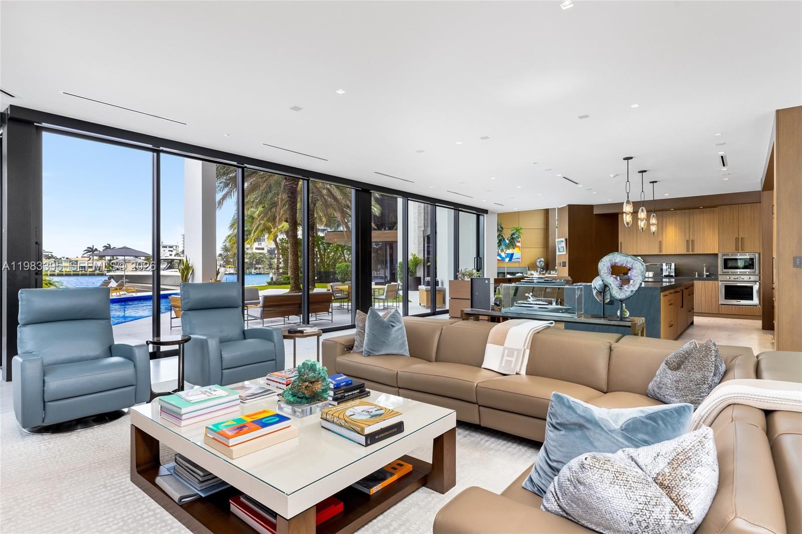 84 Isla Bahia Dr Fort Lauderdale, FL 33316