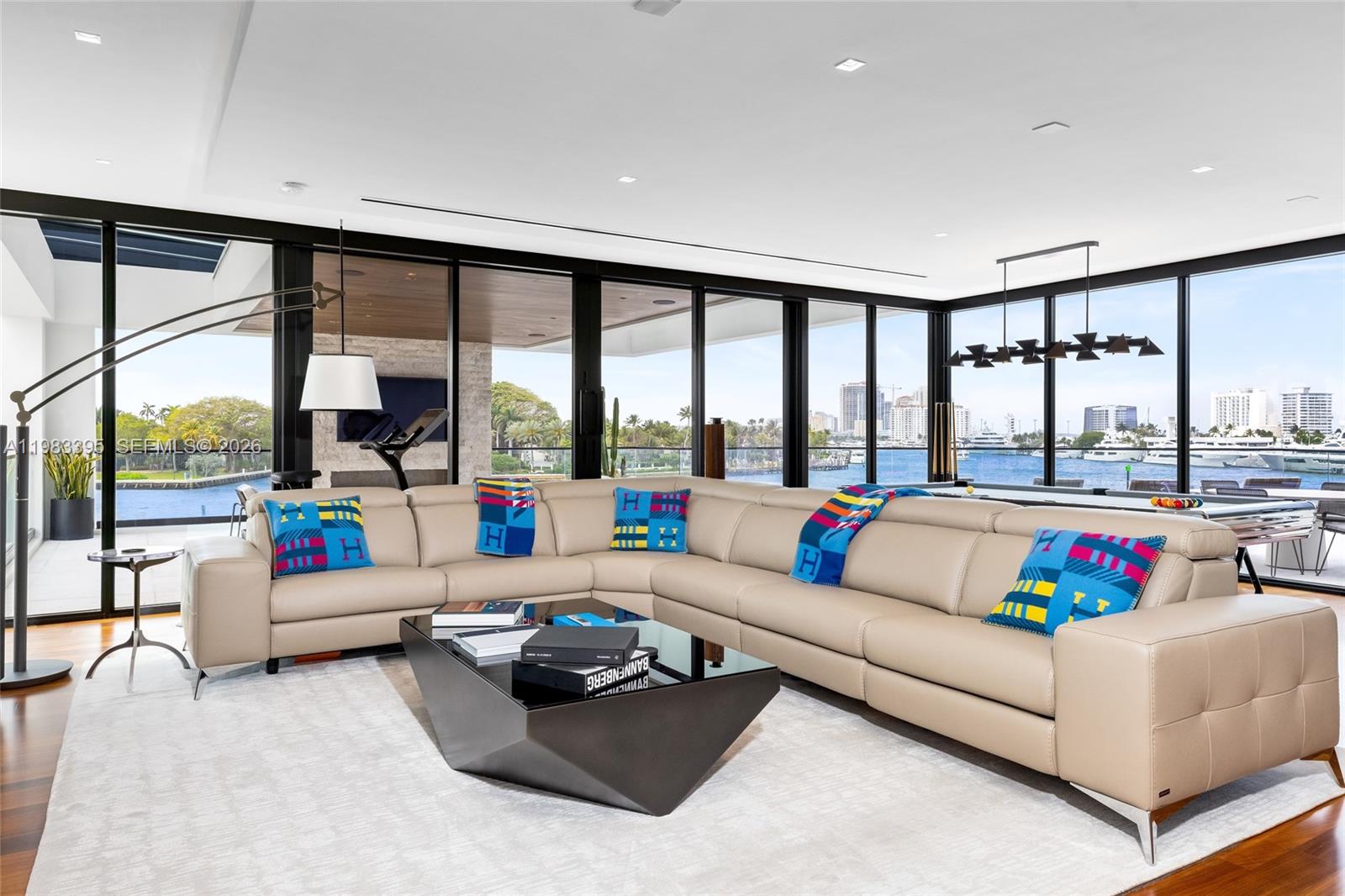 84 Isla Bahia Dr Fort Lauderdale, FL 33316