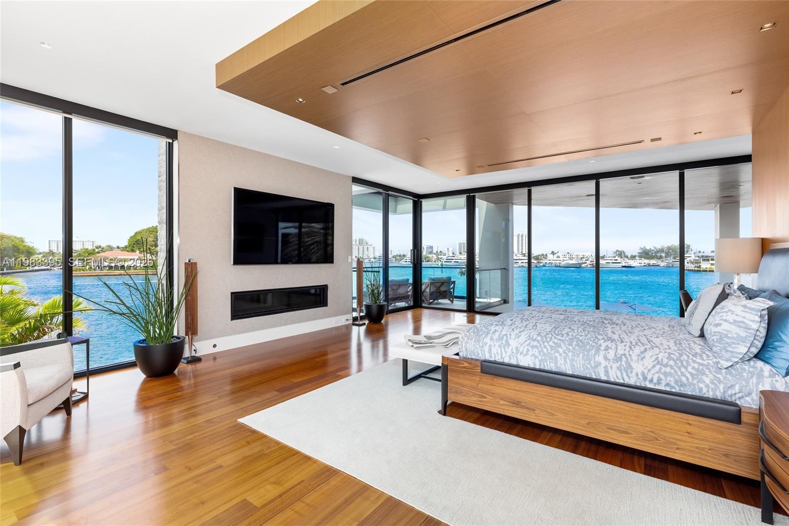 84 Isla Bahia Dr Fort Lauderdale, FL 33316