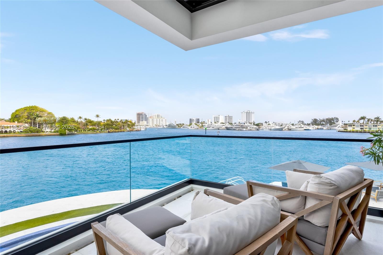 84 Isla Bahia Dr Fort Lauderdale, FL 33316