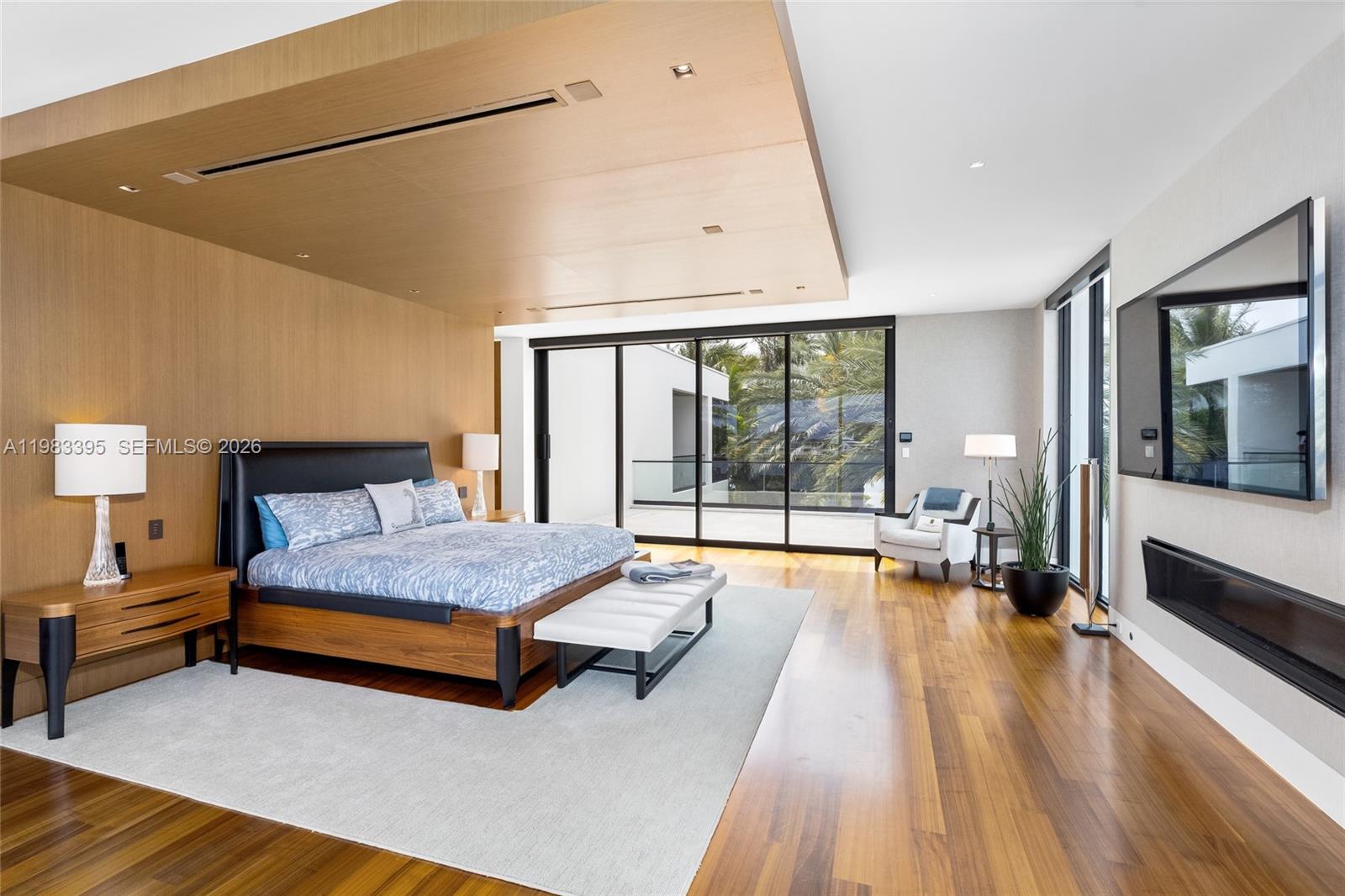 84 Isla Bahia Dr Fort Lauderdale, FL 33316