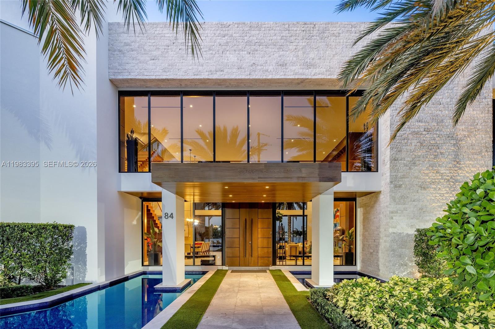 84 Isla Bahia Dr Fort Lauderdale, FL 33316