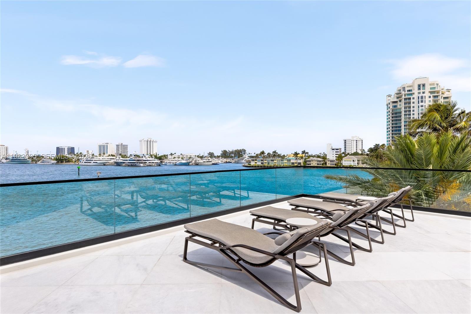 84 Isla Bahia Dr Fort Lauderdale, FL 33316