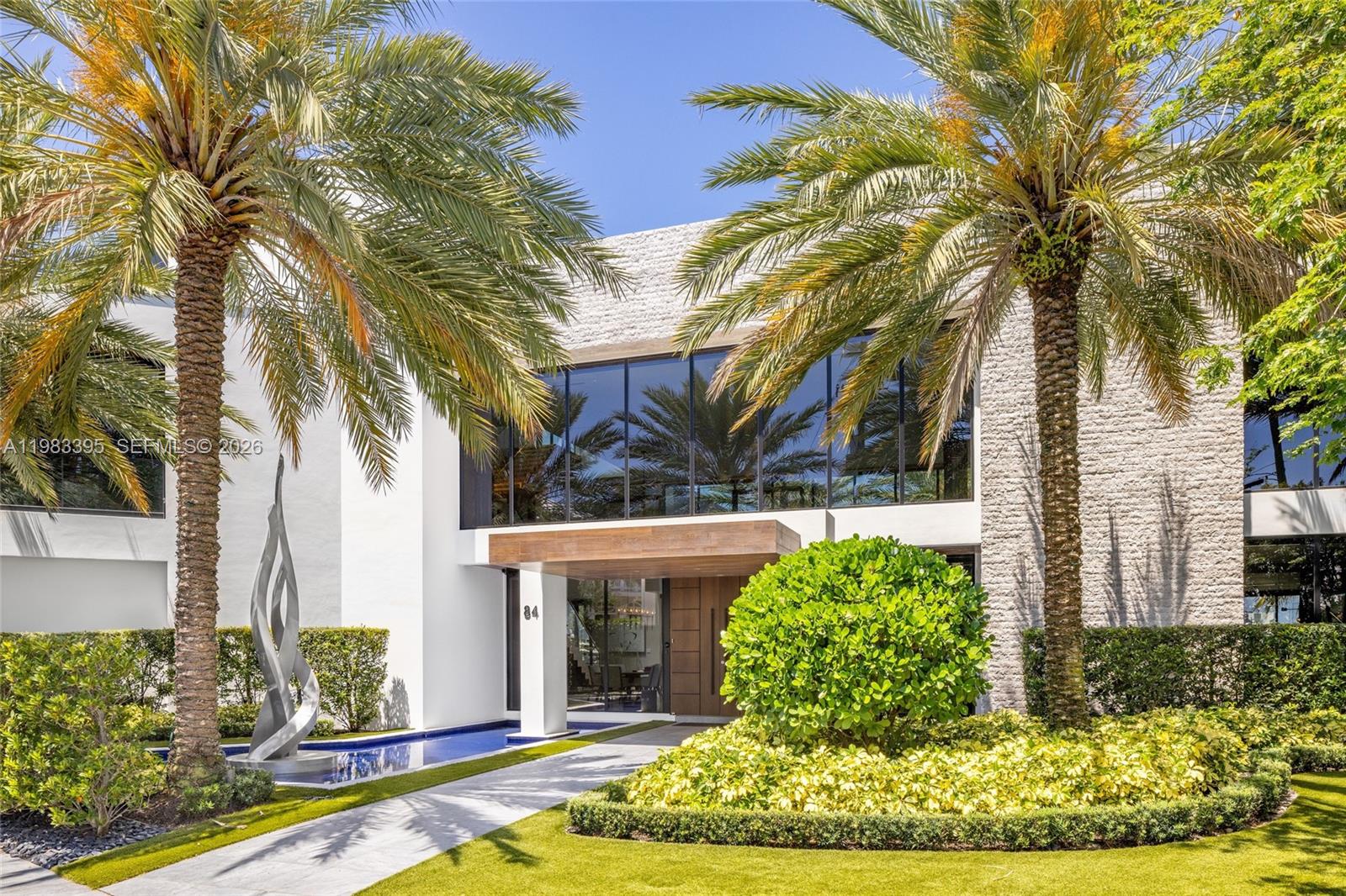 84 Isla Bahia Dr Fort Lauderdale, FL 33316