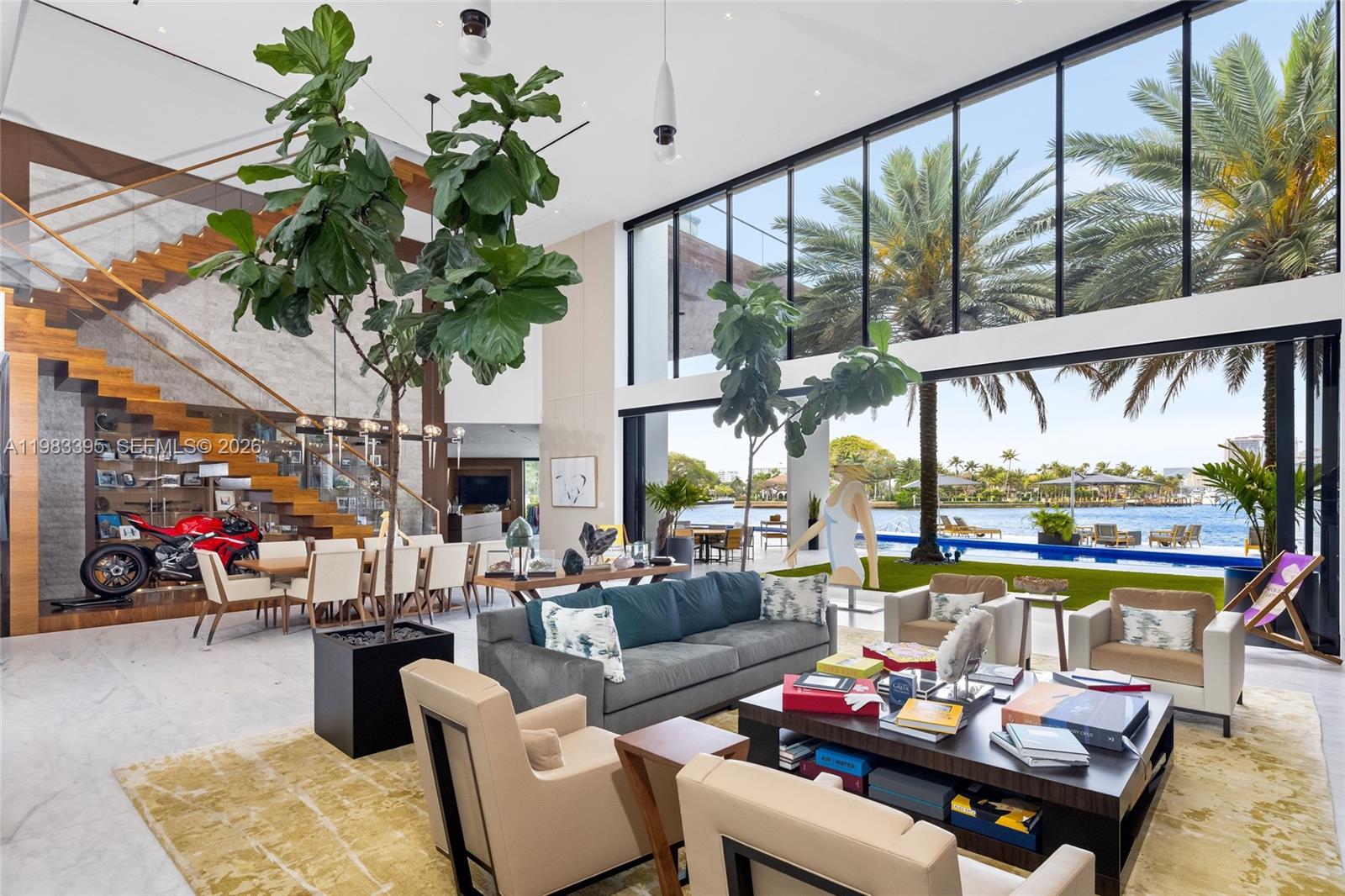 84 Isla Bahia Dr Fort Lauderdale, FL 33316