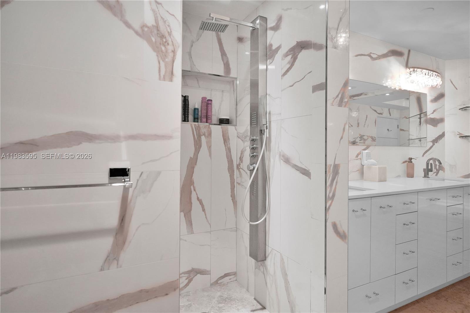 image Green Diamond32