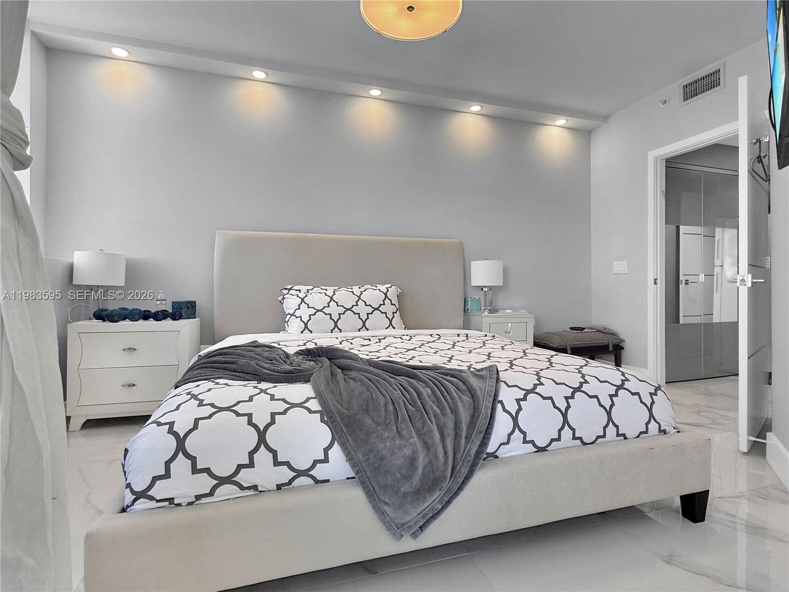 image Green Diamond37