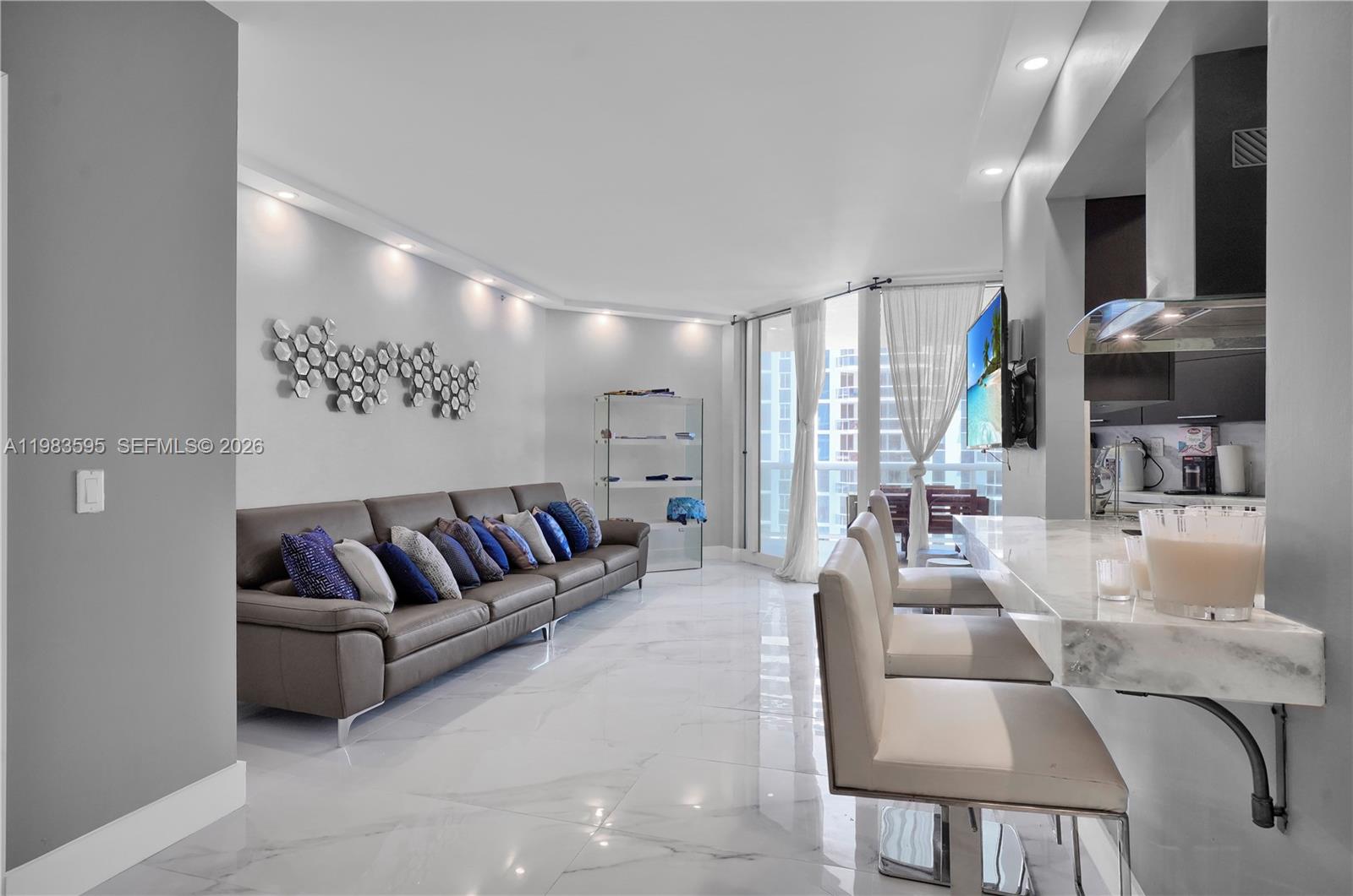 image Green Diamond6