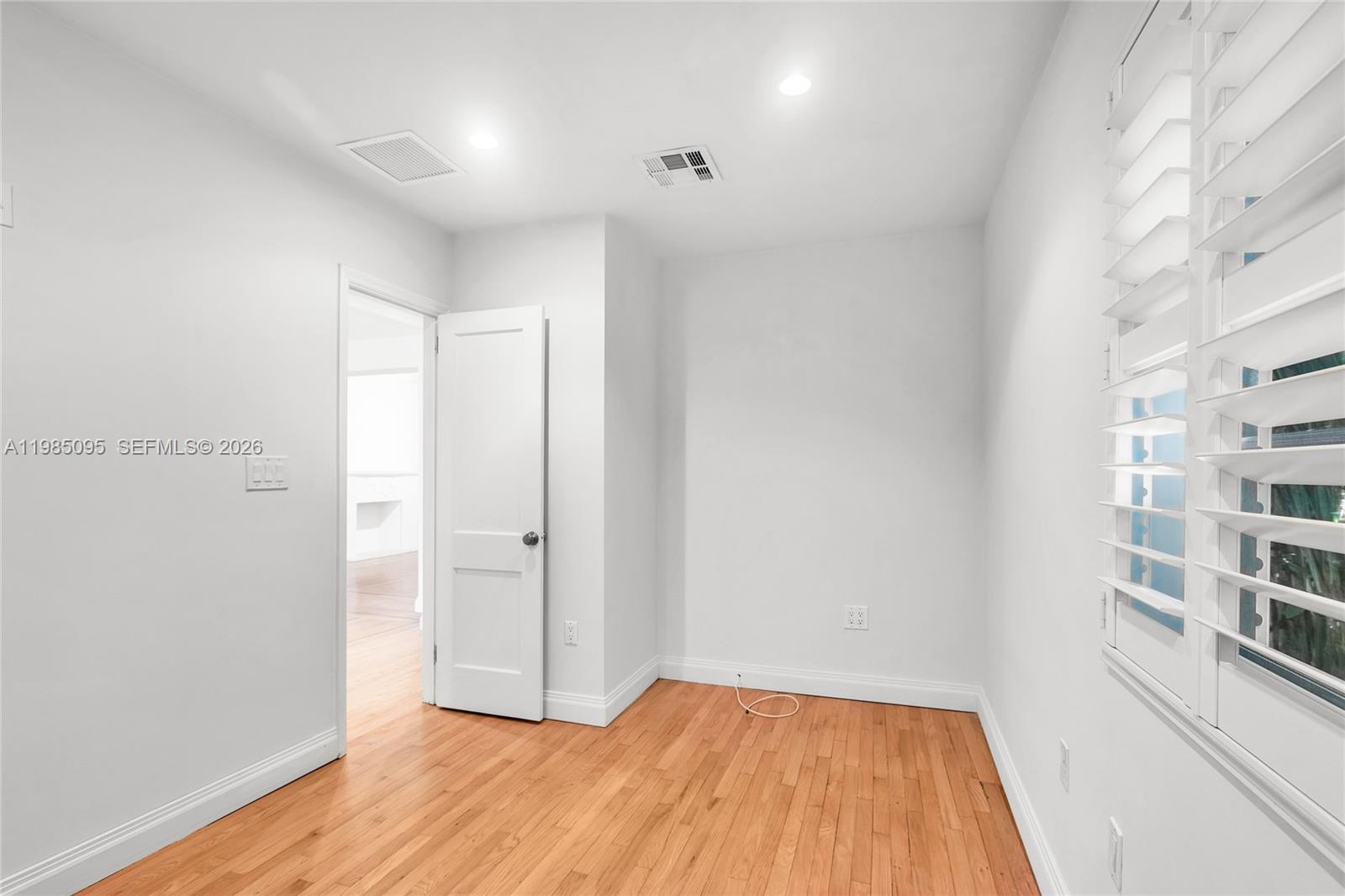 776 NE 74th St Miami, FL 33138