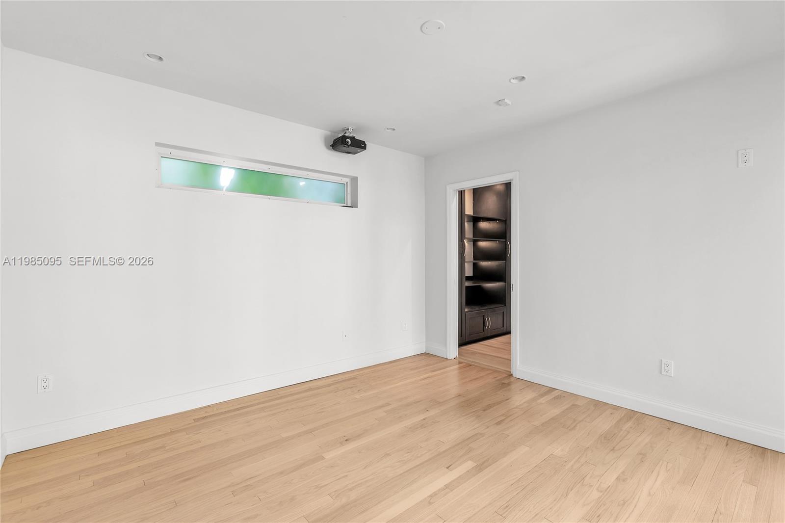 776 NE 74th St Miami, FL 33138