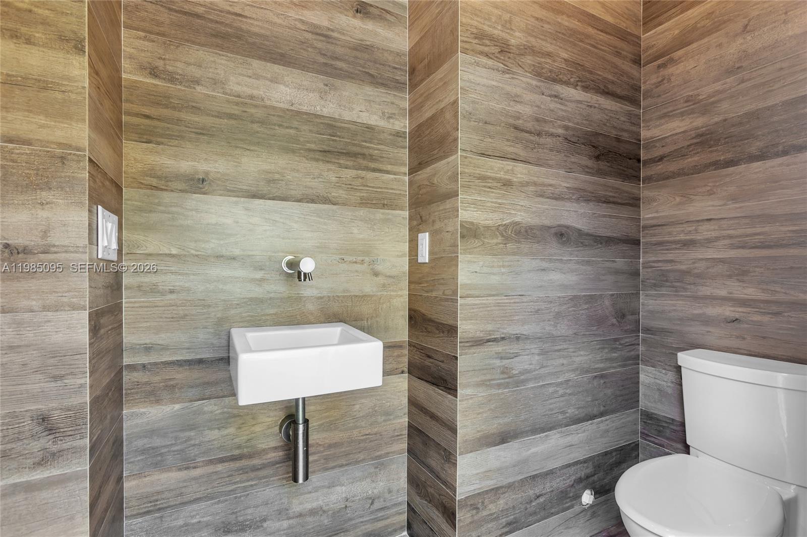 776 NE 74th St Miami, FL 33138