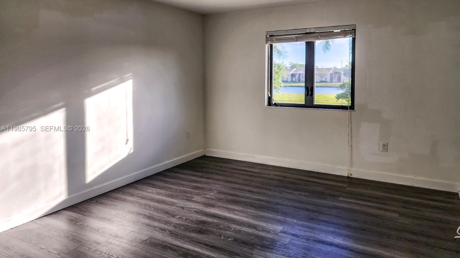 470 NE 194th Ter #470 Miami, FL 33179