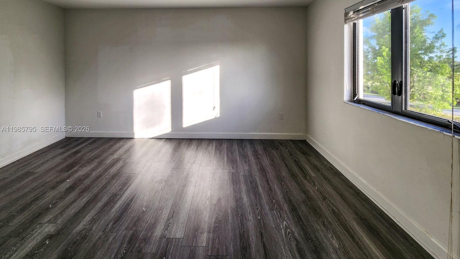 470 NE 194th Ter #470 Miami, FL 33179