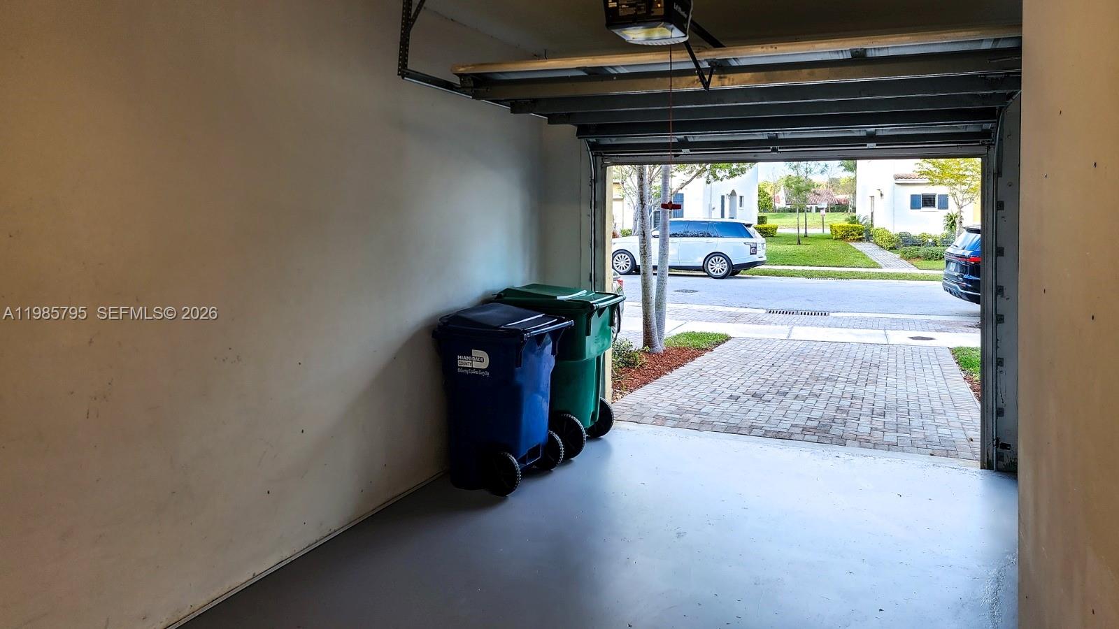 470 NE 194th Ter #470 Miami, FL 33179