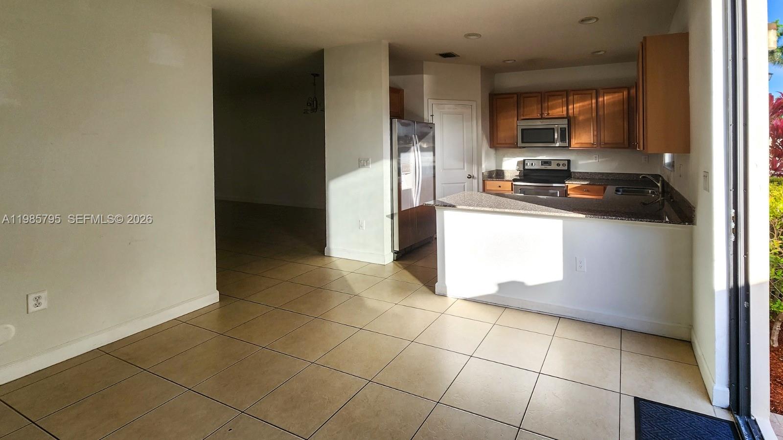 470 NE 194th Ter #470 Miami, FL 33179