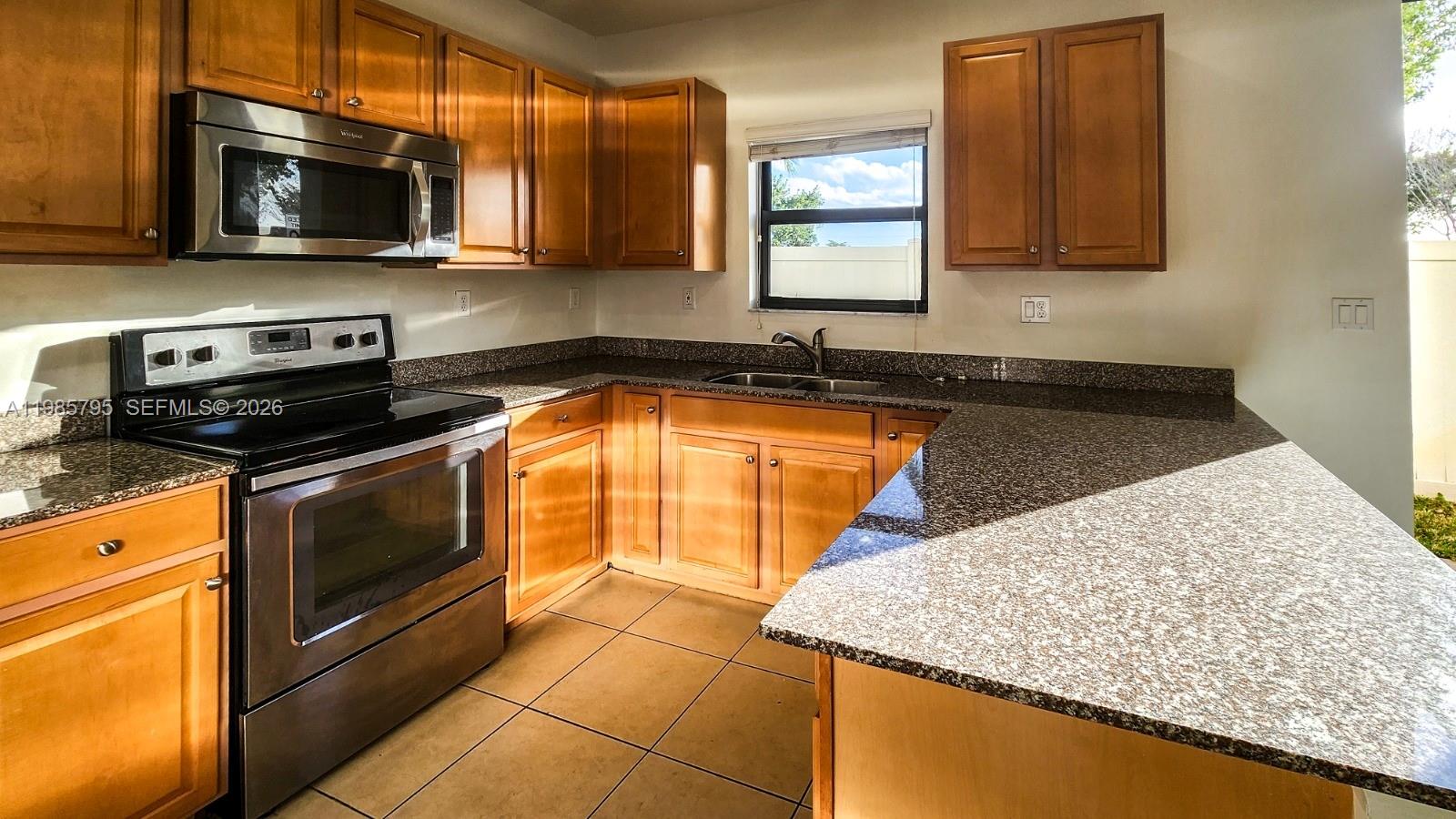 470 NE 194th Ter #470 Miami, FL 33179