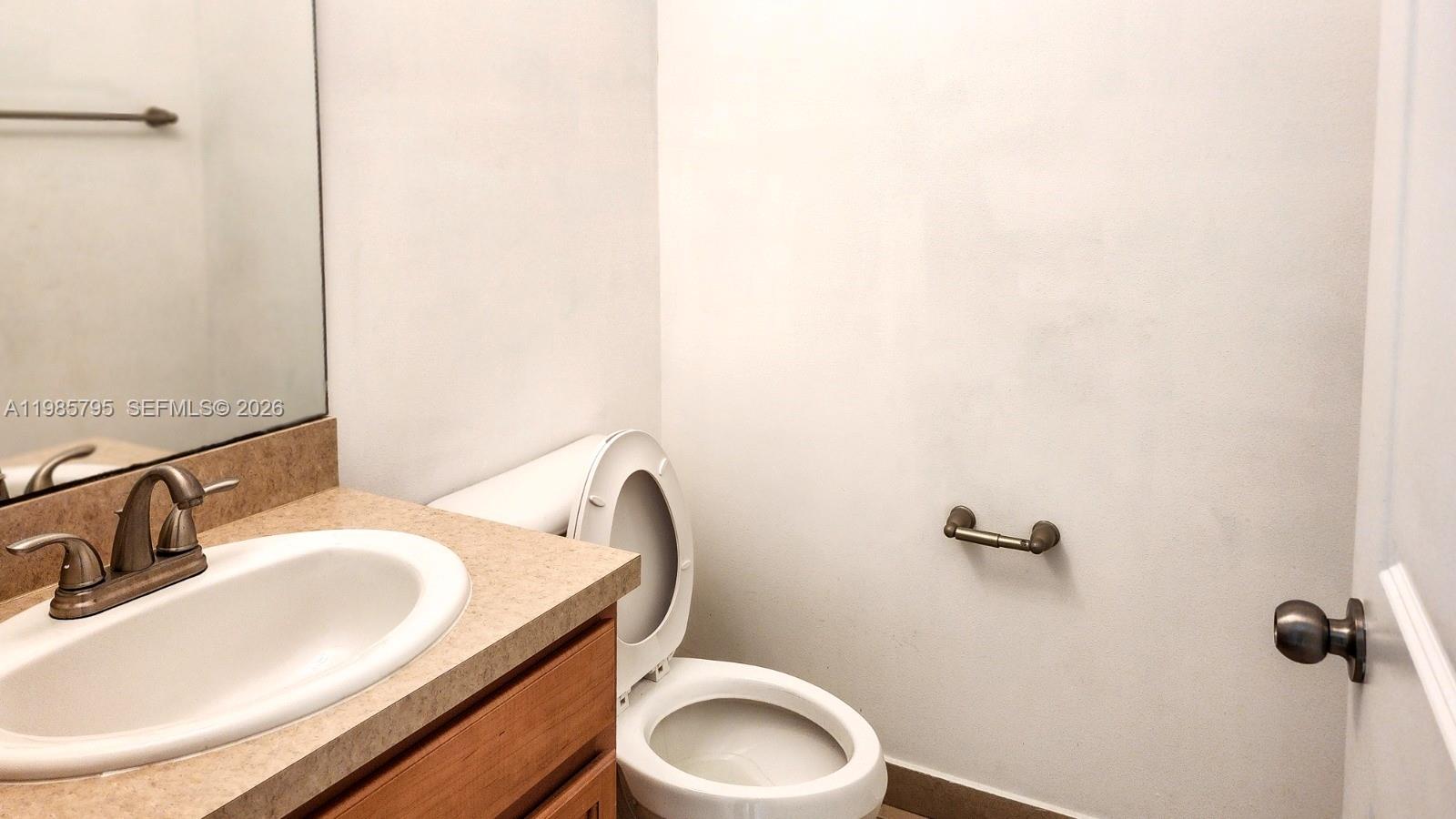 470 NE 194th Ter #470 Miami, FL 33179