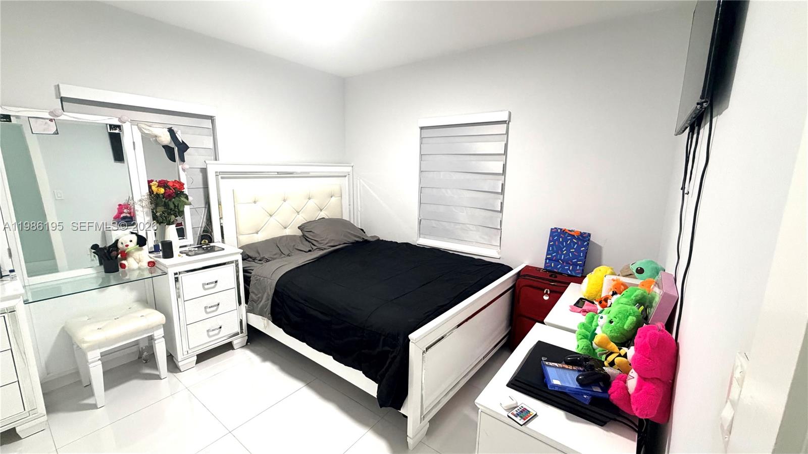 14401 Boggs Dr Miami, FL 33176