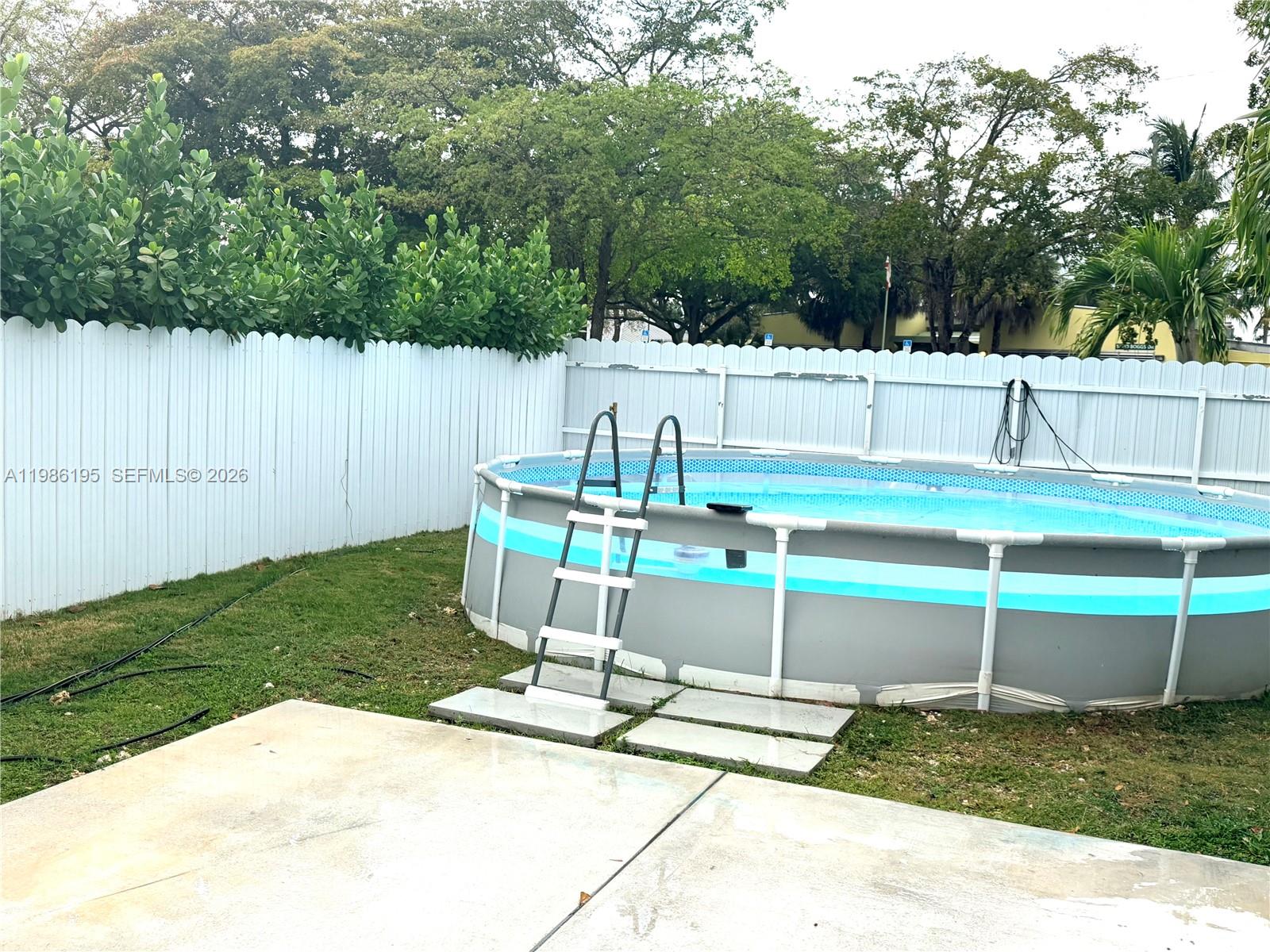 14401 Boggs Dr Miami, FL 33176