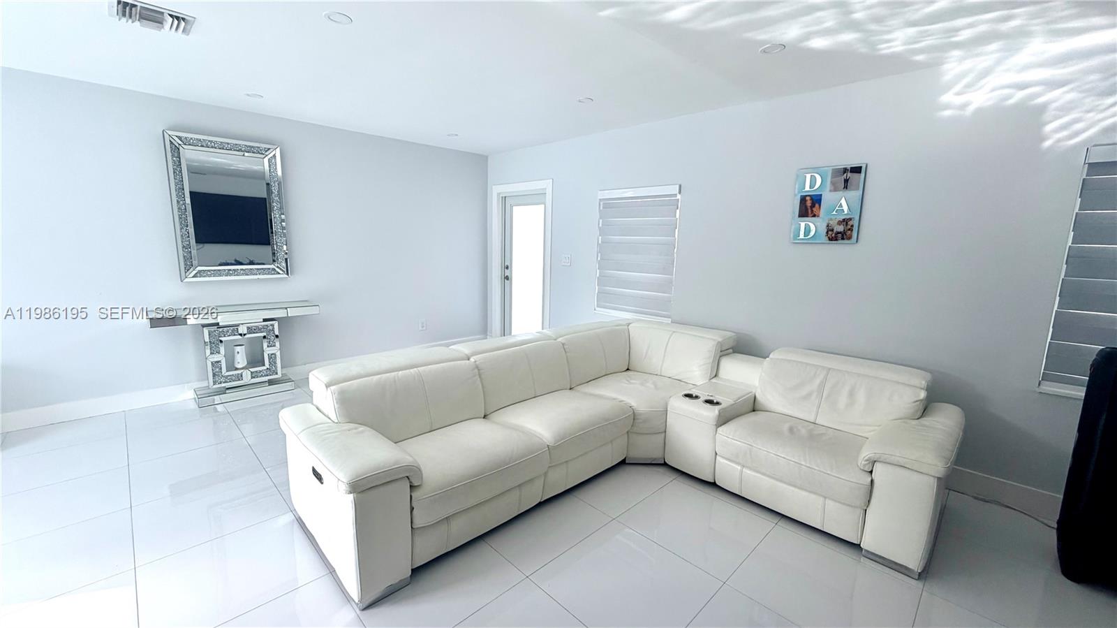 14401 Boggs Dr Miami, FL 33176