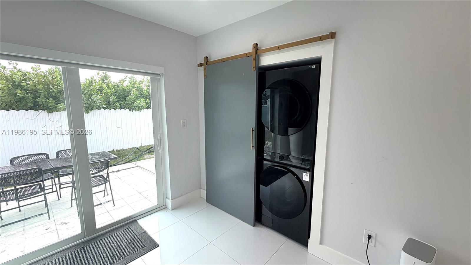 14401 Boggs Dr Miami, FL 33176