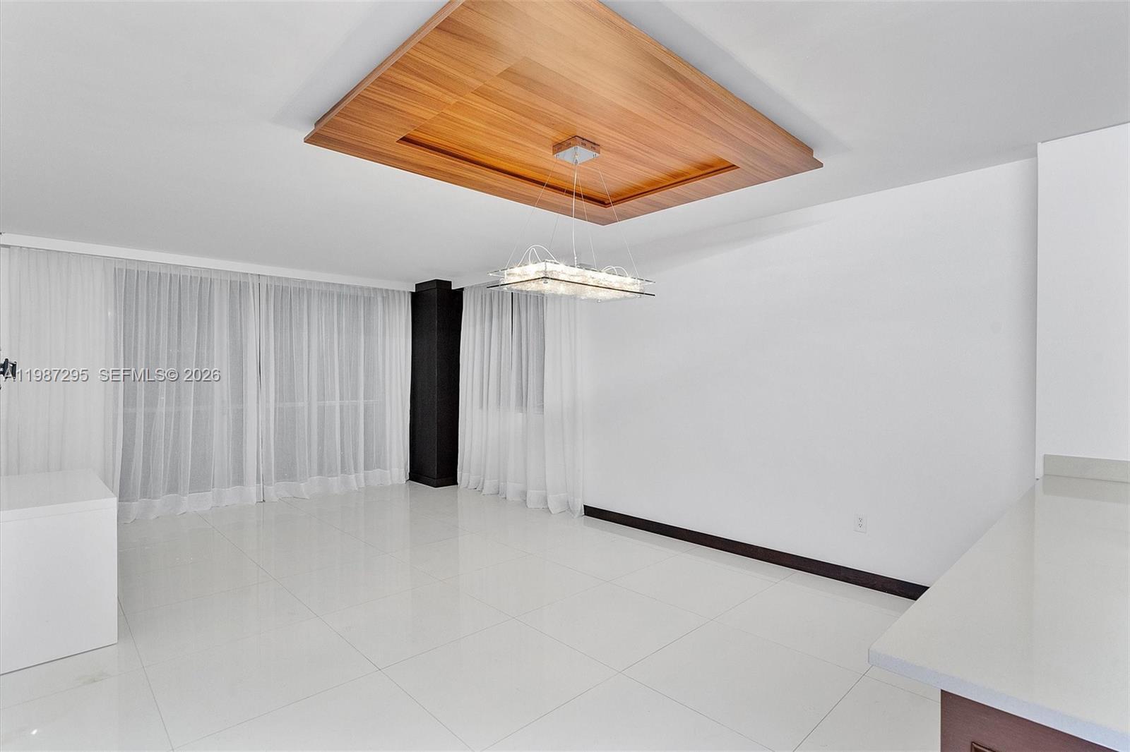 image 500 Brickell West10