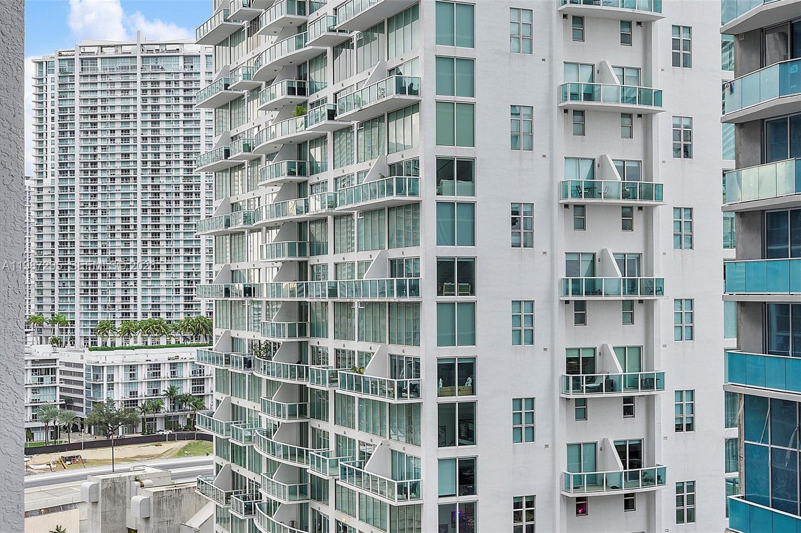 image 500 Brickell West58