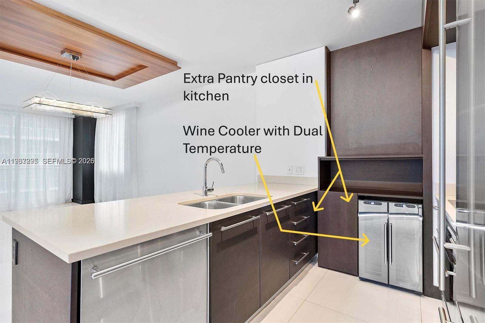 image 500 Brickell West85