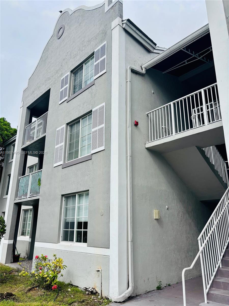 777 SW 111th Way #101