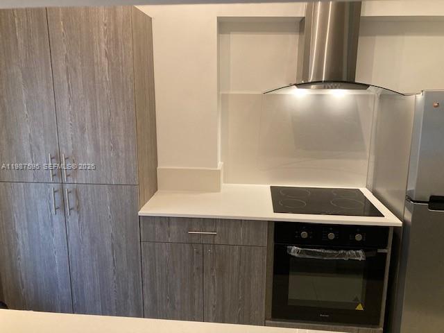 1498 Jefferson Ave #303