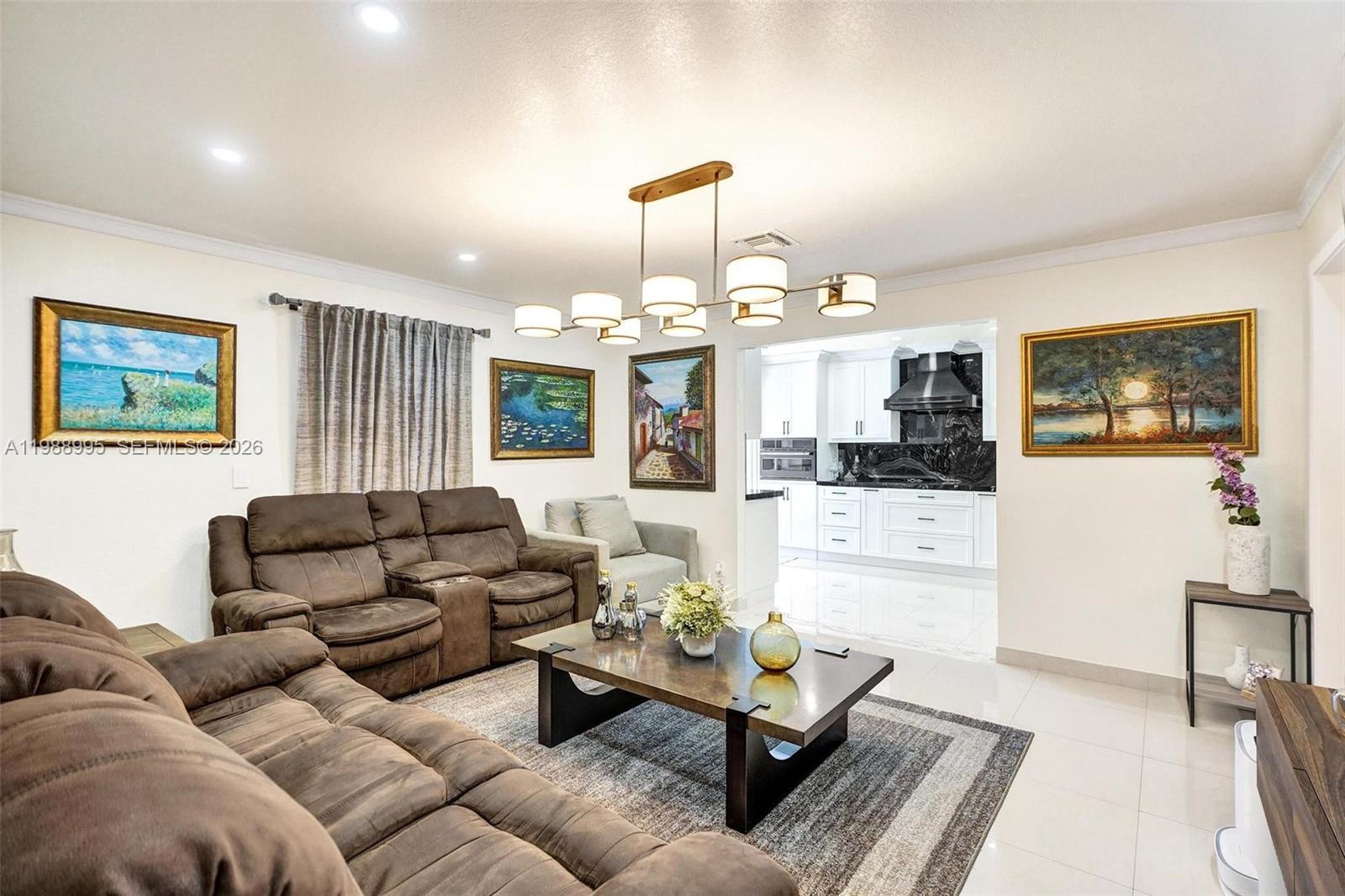 5614 Flagler St Hollywood, FL 33023