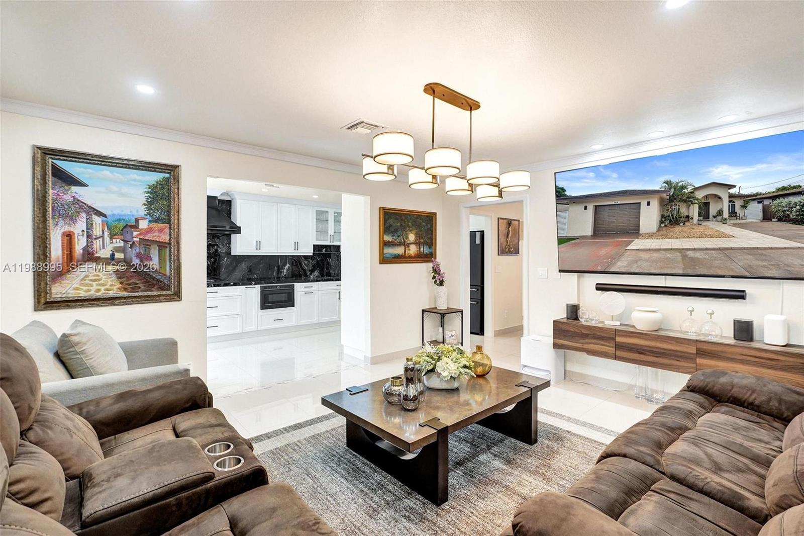 5614 Flagler St Hollywood, FL 33023