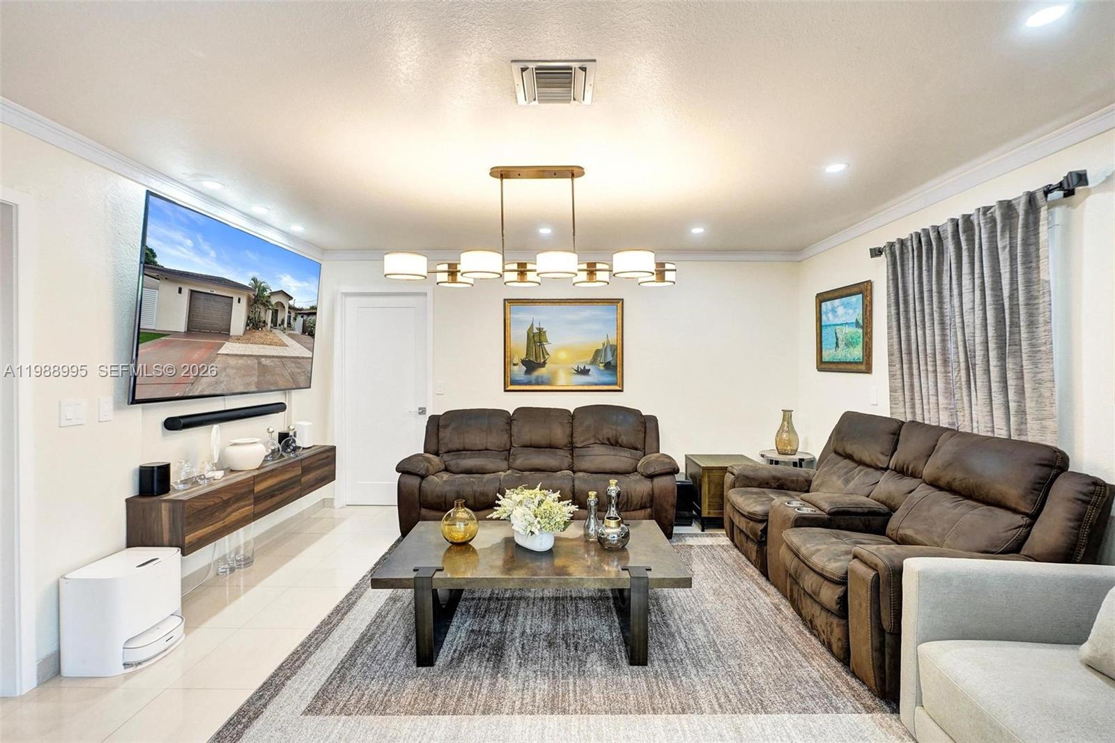 5614 Flagler St Hollywood, FL 33023