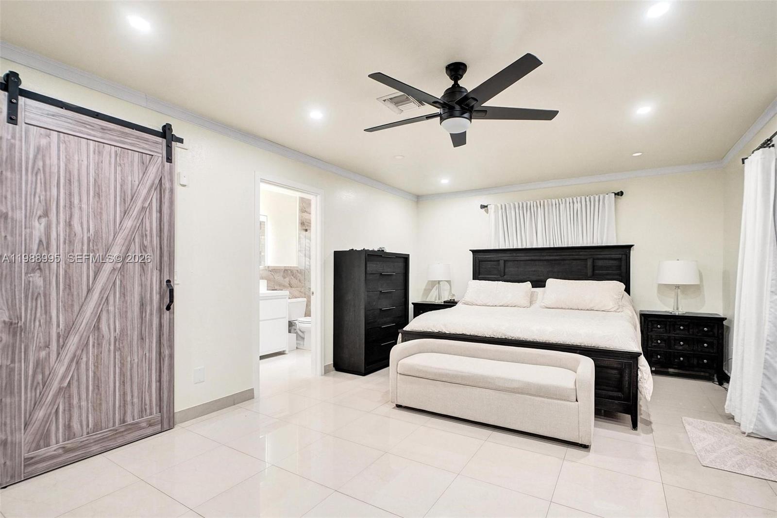 5614 Flagler St Hollywood, FL 33023