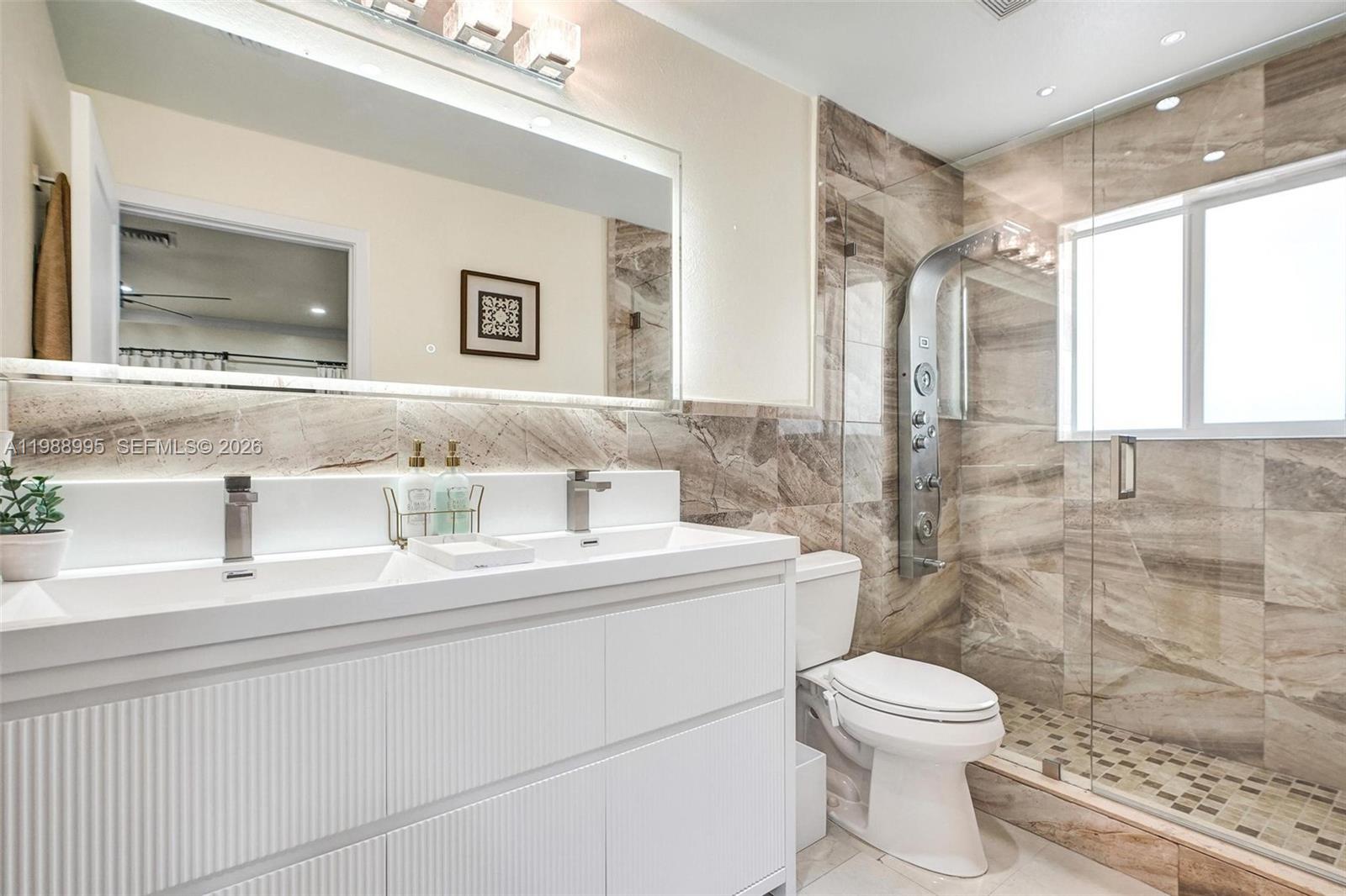 5614 Flagler St Hollywood, FL 33023