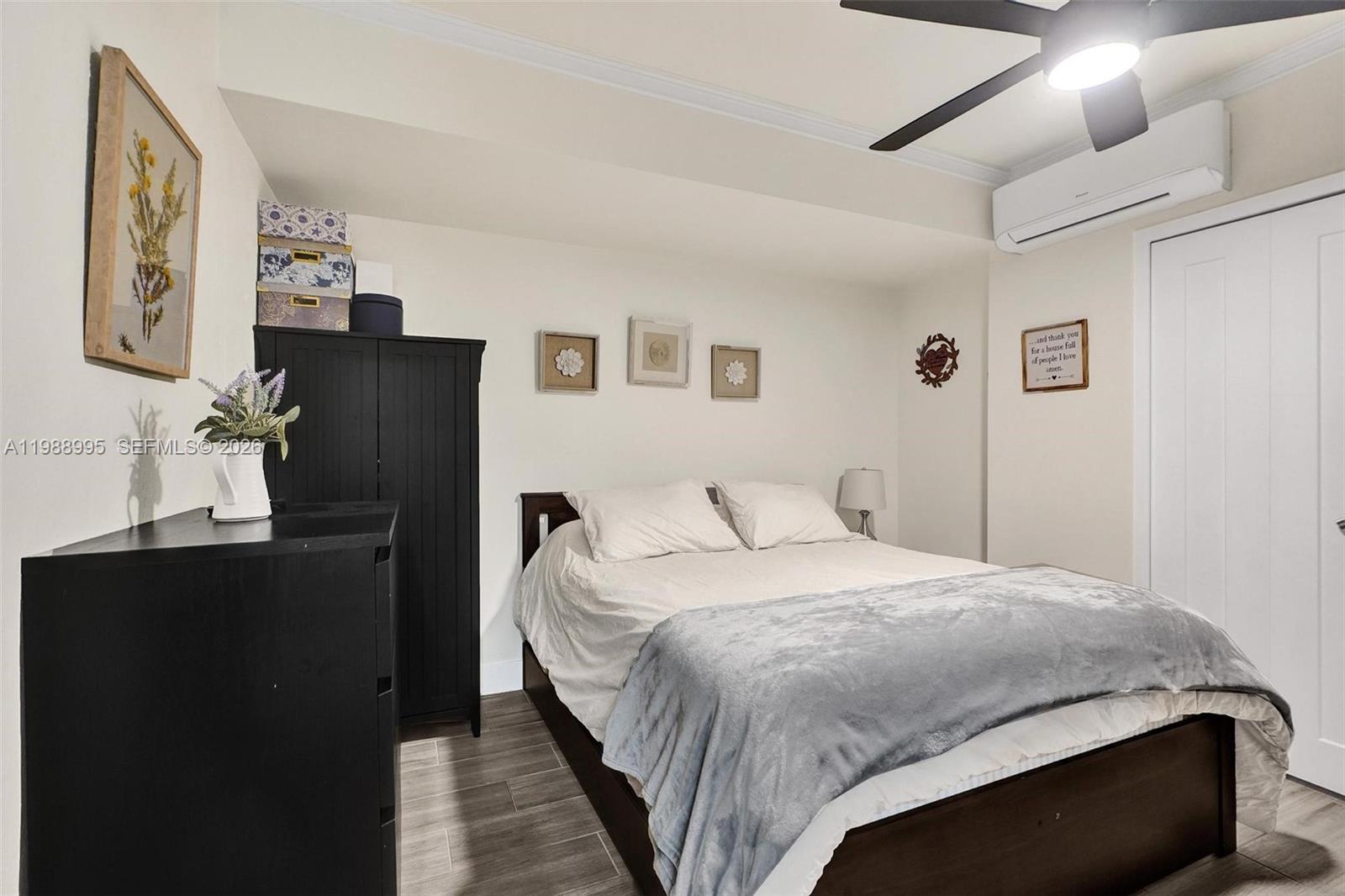 5614 Flagler St Hollywood, FL 33023