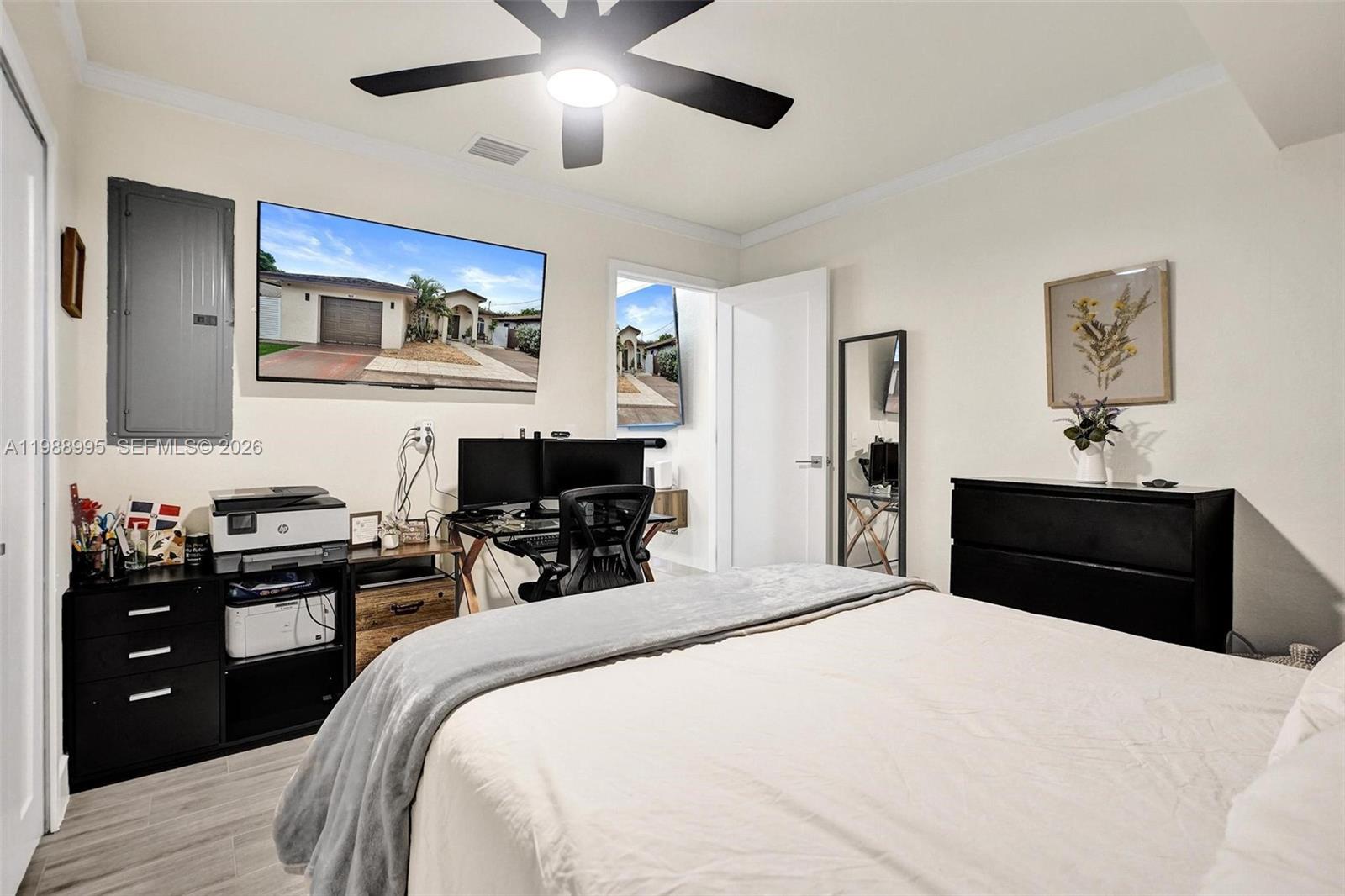 5614 Flagler St Hollywood, FL 33023