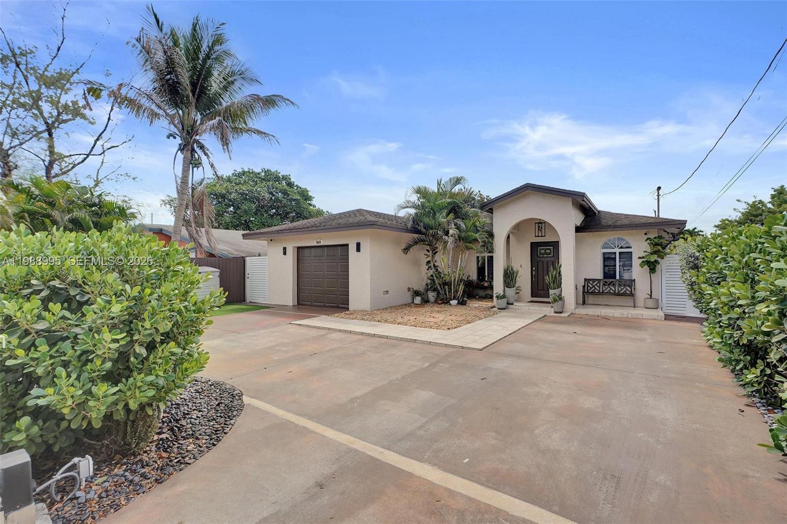 5614 Flagler St Hollywood, FL 33023