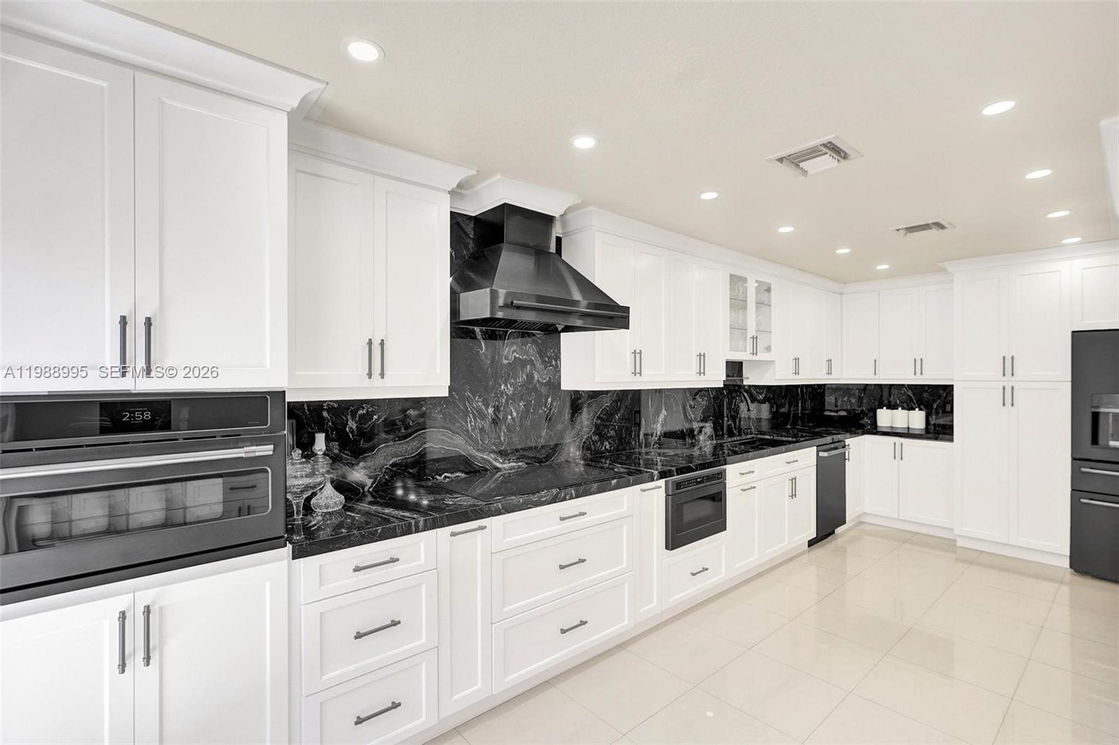 5614 Flagler St Hollywood, FL 33023