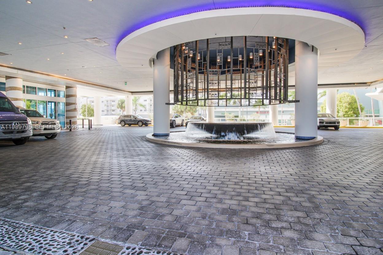 image The Carillon South Tower18